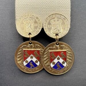 Vintage Coro Heraldic Coat of Arms Coins Gold‎ Tone Clip on Dangle Earrings 1.5"